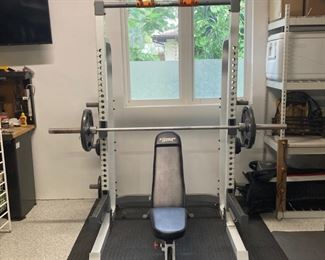 $400 OBO NOTE... this item is NOT at sale location.  Should you want to see it, please text or call 786 200 6283..  Sale Includes... Utility Bench, Olympic Weight Bar, Floor Mats, And 265 lbs of weights.
Call or text 786 200 6283