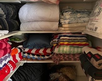 blankets and throws