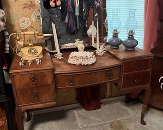 antique vanity
