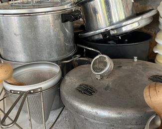  pressure cooker and canning equipment