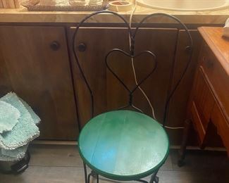 Vintage vanity chair