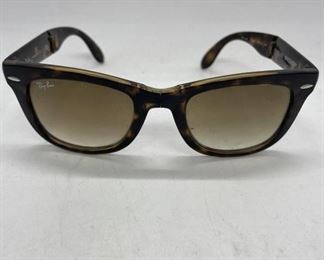 Rayban Wayfarers