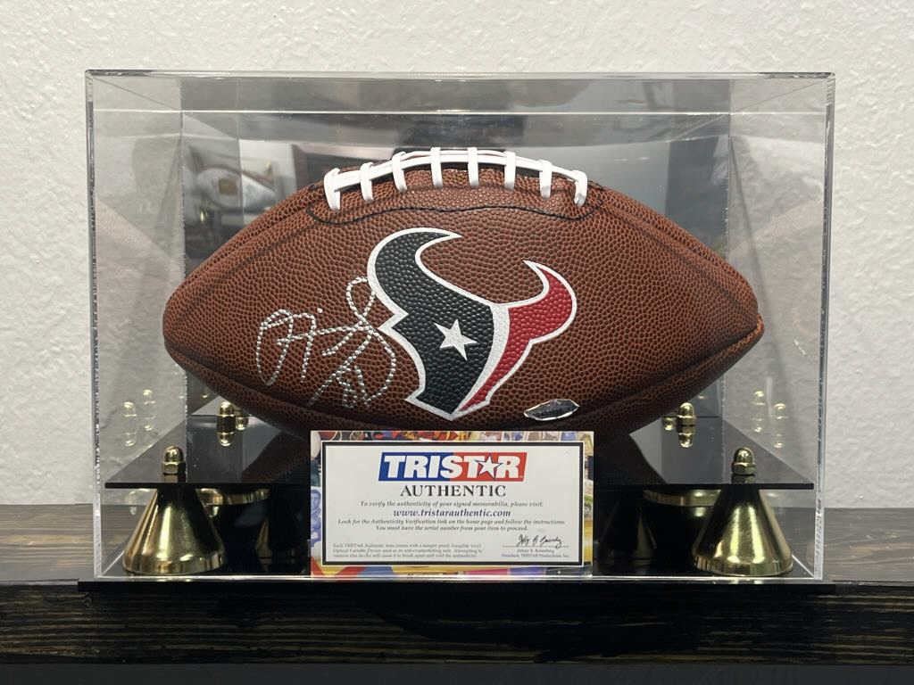 Owen Daniels Autographed Football, Texans