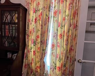 Curtains/Drapes