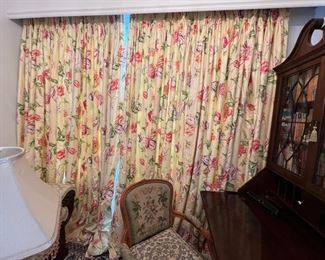 Curtains/Drapes