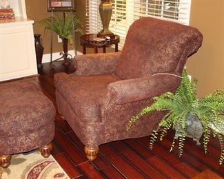 Another soft lounge chair