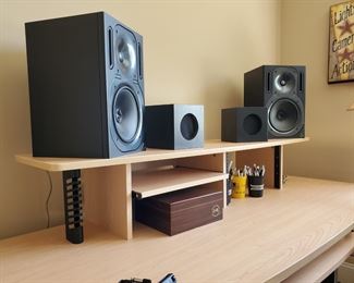 Behringer truth B2031P (need power amp to use)