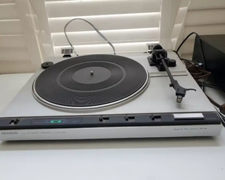 Kenwood turntable