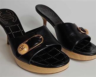 008 CHANEL Platform Black Leather Cork Heel Mules
