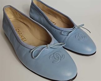 CHANEL Leather Ballet Flats