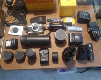 Minolta SLR 35mm Camera & Accessories