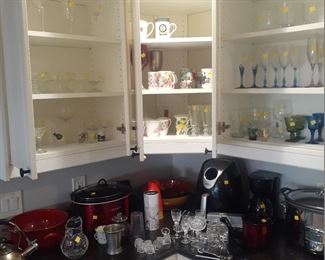Kitchen Items - Glassware, Air Fryer, Electric Crock Pots