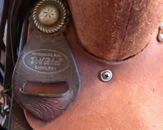 Derl Tidwell, saddle maker