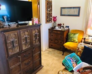 Chest of drawers, chair, tv and smalls