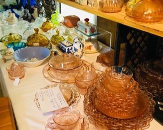 39 pieces of Lace Edge pink depression