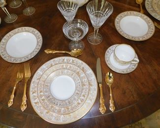 WEDGWOOD FLORENTINE GOLD 6 PIECE PLACE SETTING