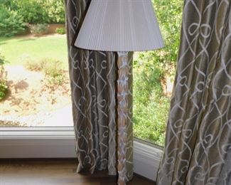 DECORATOR FLOOR LAMP