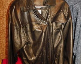 VAKKO LEATHER JACKET