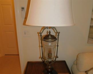 VINTAGE LAMP
