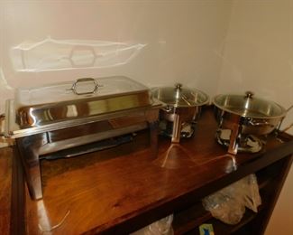 CHAFFING DISHES 