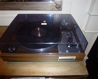 MARANTZ 6100 TURNTABLE SERVICED IN EXCELLENT WORKING ORDER