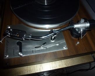 MARANTZ TURNTABLE