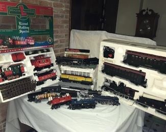 Lionel and other box sets, brand new