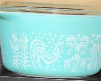 Vintage Pyrex Bowls