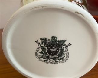 Portmeirion Botanic Garden Honeysuckle Vase