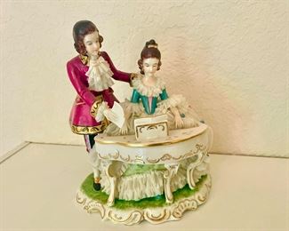 Dresden Lady and Gentleman Porcelain Figurine
