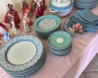 Mikasa Susanne China/Dinnerware Set