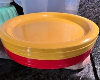 Set of 6 - 1970's Red & Yellow Ingrid Plastic Dinner Plates 