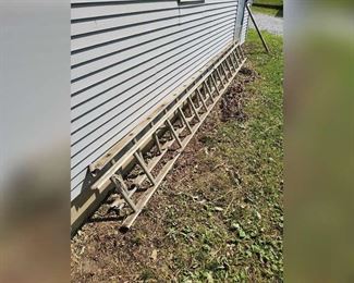 LOT 13 EXT LADDER