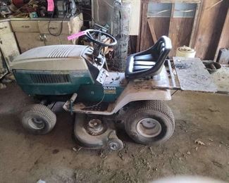 LOT 21 RIDING MOWER