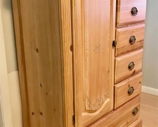 Armoire Chest 