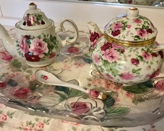 Formalities by Baum Bros Teapots 