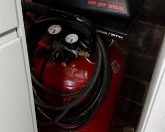 150 PSI Air Compressor 