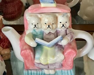 Novelty Bear Teapot 