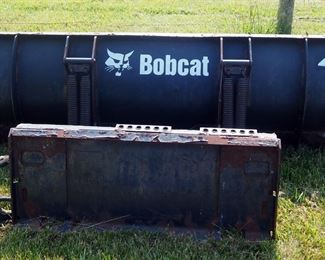 Bobcat 2010 8' Hydraulic Snow Blade, Model 96