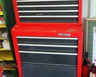 Craftsman Two Piece Rolling Tool Chest With 7 Drawers