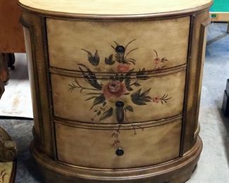 Pulaski Furniture Oval 3 Drawer Boudoir Cabinet With 3 Felt Lined Drawers, 30.5" x 29.5" x 19.5"