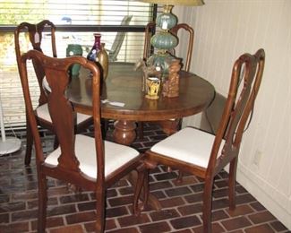 Aqua Murano lamp, set of 4 Queen Anne style chairs and antique table