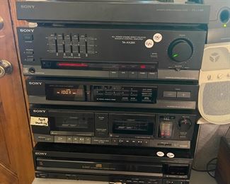 Stereo System, CD Player