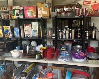 Thermoses, Insulated cups, Tupperware, Coffee Maker, Ice crushers, Crafts, Kitchen items, etc.