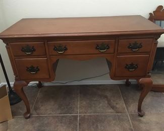 Victorian style dressing table 1940s-50s