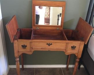 Antique dressing table