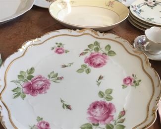 Collectible serving plates
