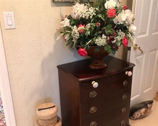Thai plaque & Mahogany chest of drawers 