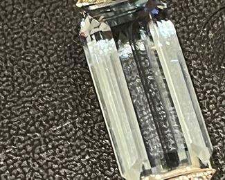 Massive aquamarine and diamond pendant in heavy 18k