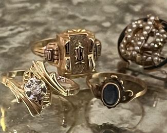 Old 1940s gold rings